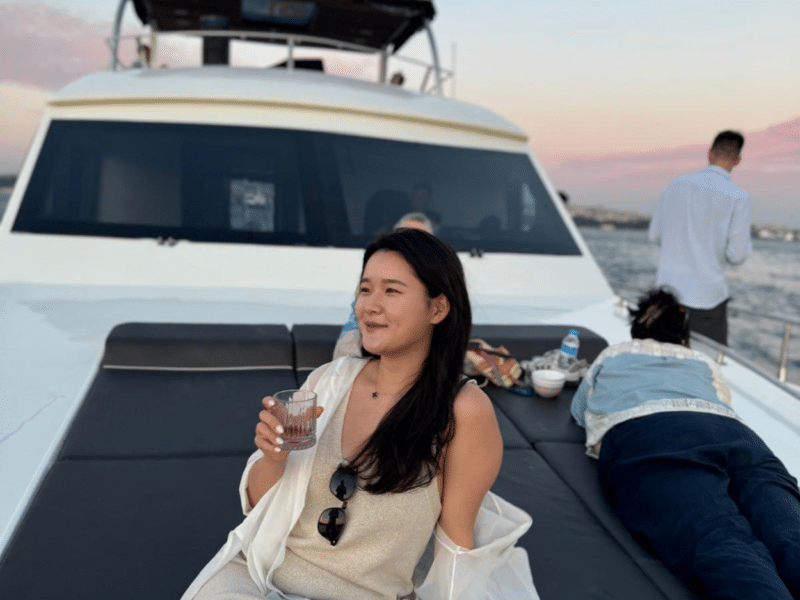 Yacht on the Bosphorus: Sunset, Wine & Music