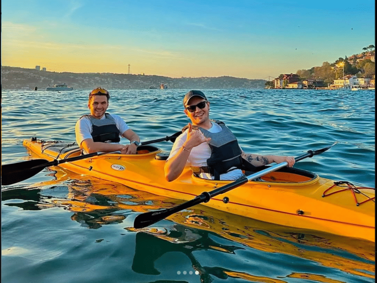 Canoeing on the Bosphorus: Paddle Between Two Continents
