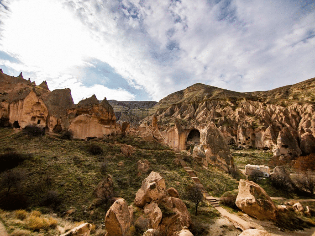 Rose Valley Sunset Hiking Tour