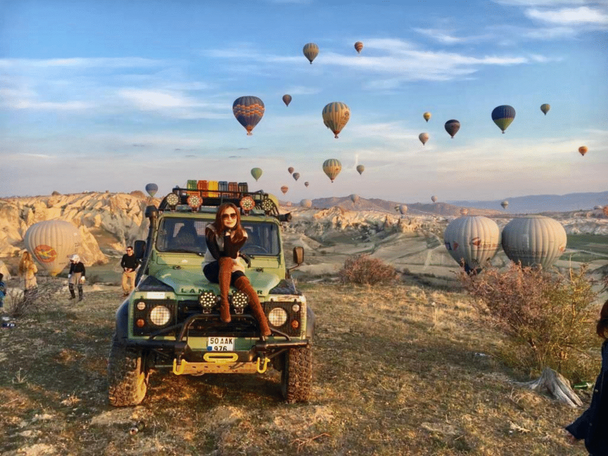 Jeep Safari Tour Through Scenic Valleys
