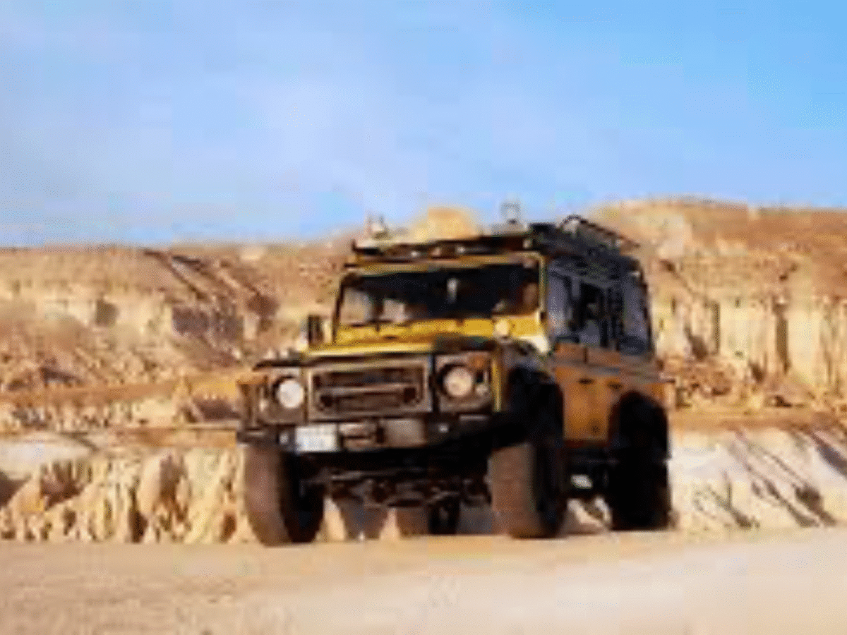 Jeep Safari Tour Through Scenic Valleys