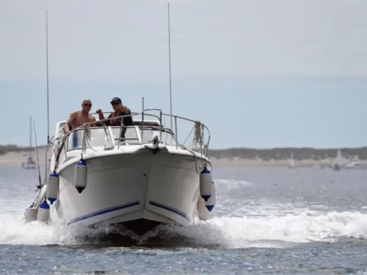 Cruise the Turquoise Waters on a Private Speed Boat