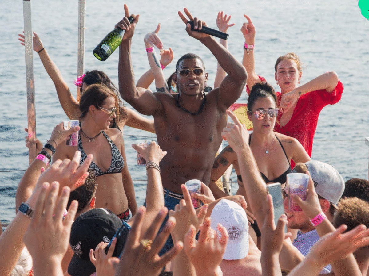 Foam & Fun Pirate Cruise – Dance, Swim & Celebrate