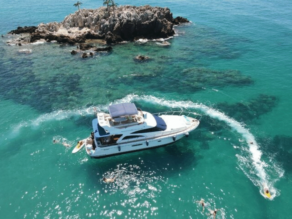 Luxury Yacht Escape: Morning & Sunset Cruises
