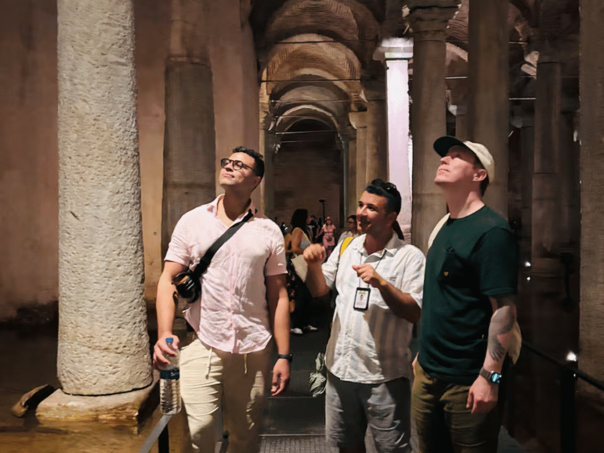 Istanbul Time Travel: Hidden Gems & Iconic Sights Walking Tour
