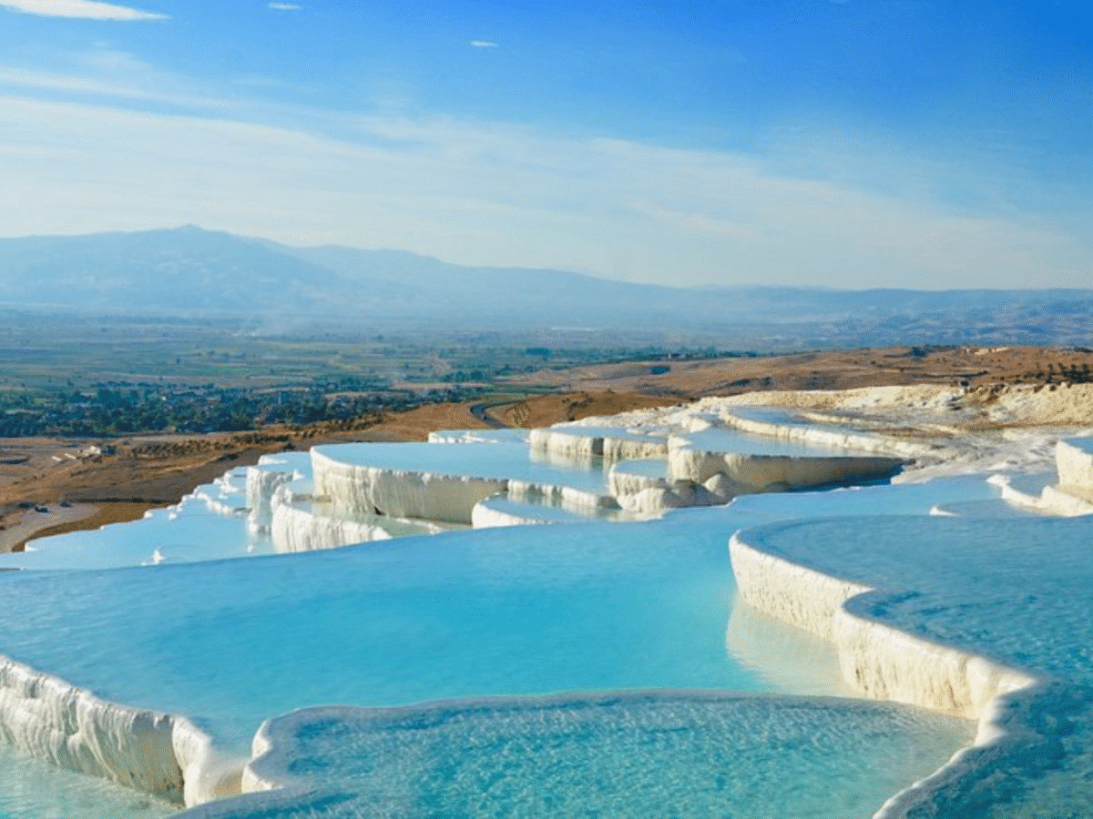 Wonders of Turkey: Pamukkale & Lake Salda Tour from Antalya