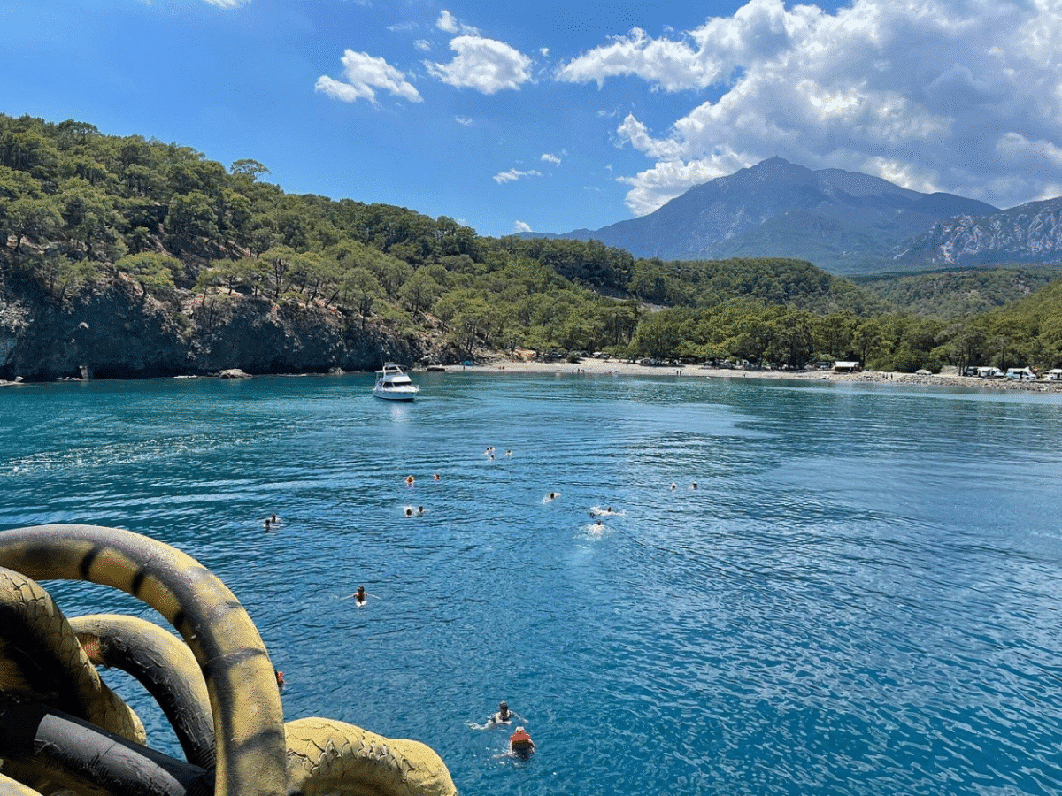 Foam & Fun Pirate Cruise – Dance, Swim & Celebrate