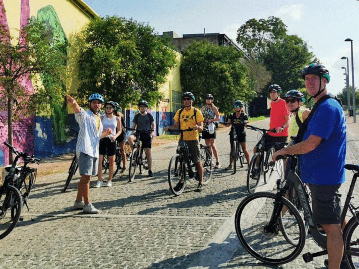 Ride Athens: Scenic E-Bike Tour