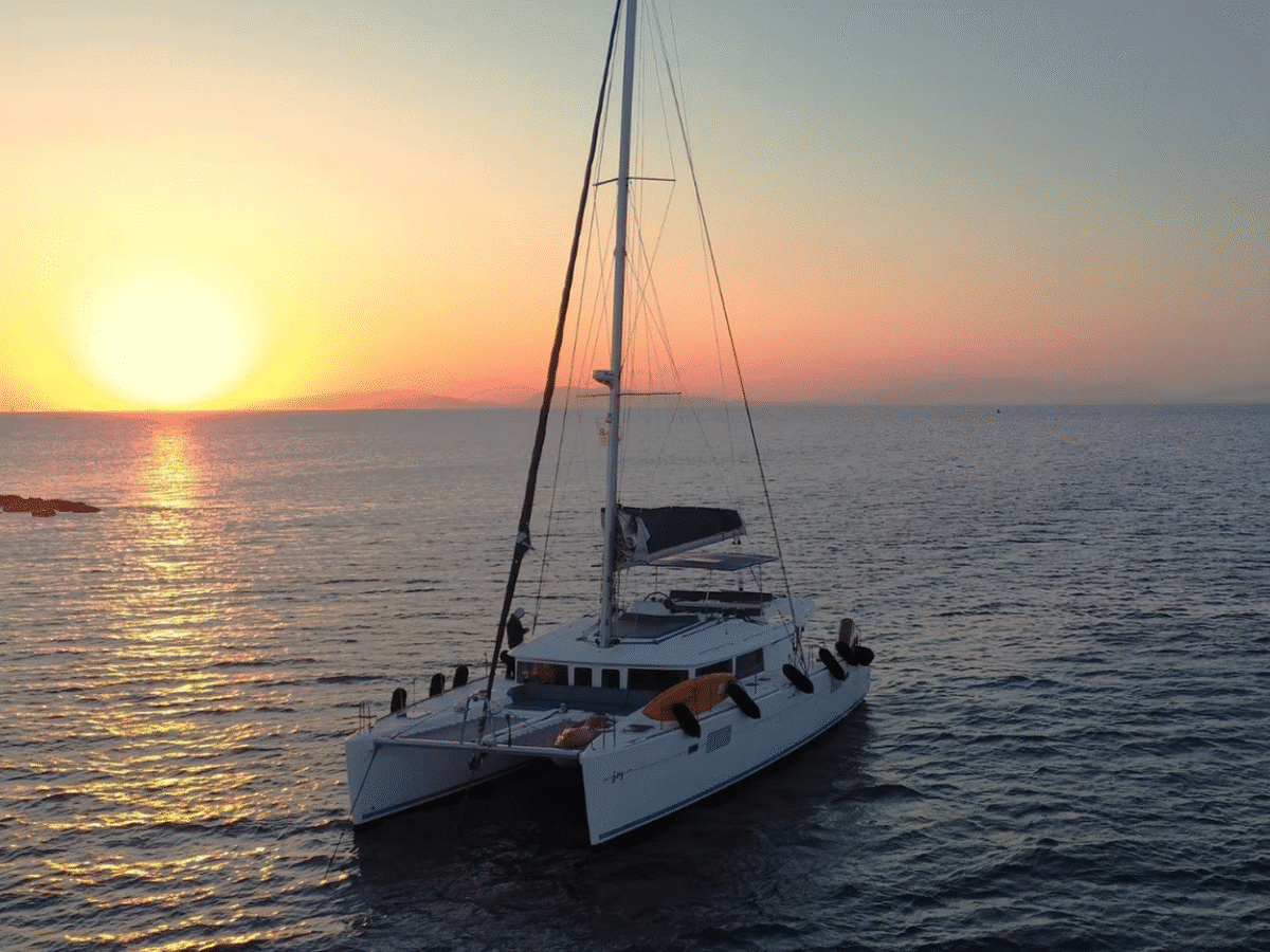 Sunset Catamaran Tour: Sail the Athenian Riviera
