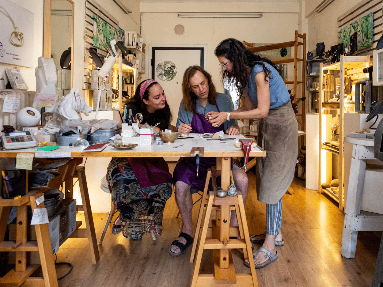 Design & Fashion Jewelry with a Silversmith