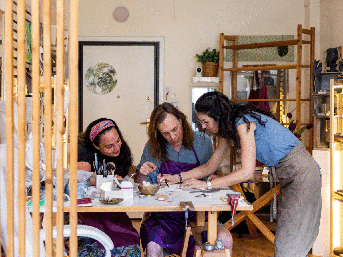 Design & Fashion Jewelry with a Silversmith