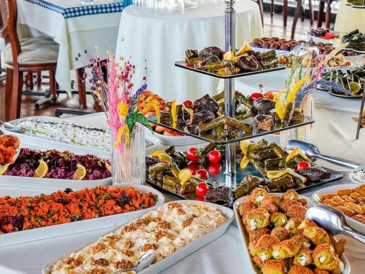 Dine on a Historic Bosphorus Cruise