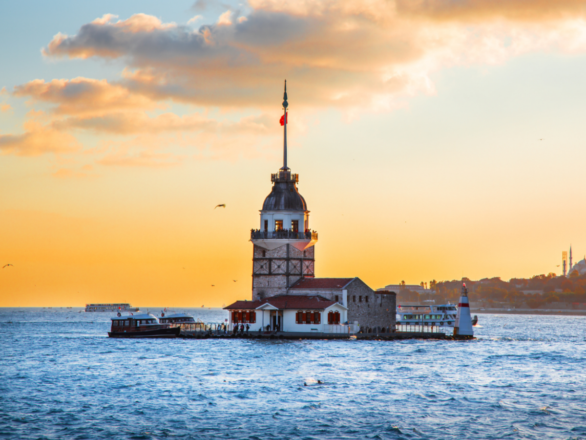 Dine on a Historic Bosphorus Cruise